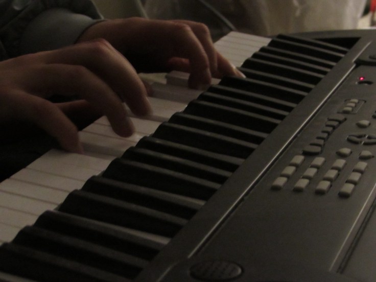 blurry-piano-1